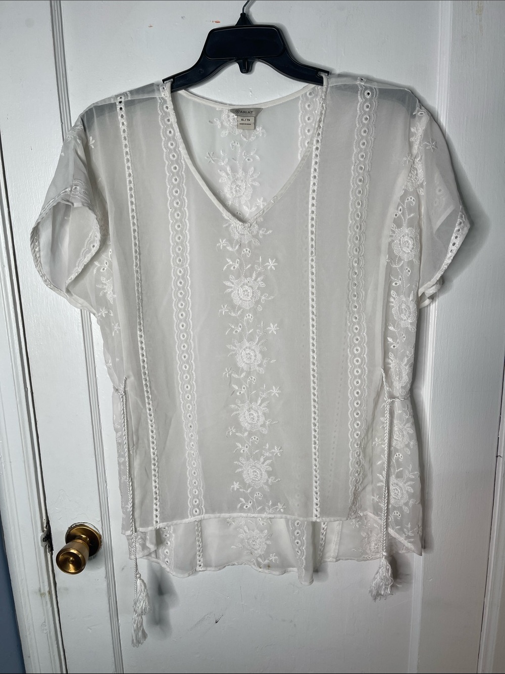 Ariat Sheer Lace Top XL White Tassel Eyelet Flirty Bridal Rodeo Ladies V-neck